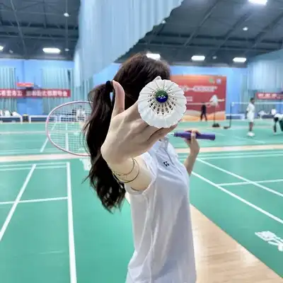 李娜铭